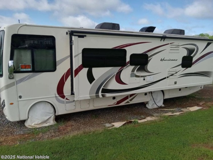 Email now about this 2018 Thor Motor Coach Hurricane 29M! Used 2018 Thor Motor Coach Hurricane 29M available in Inman, South Carolina
