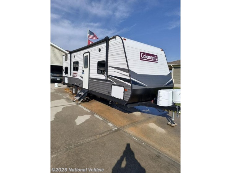 Email now about this 2021 Dutchmen Coleman Lantern LT 274BH! Used 2021 Dutchmen Coleman Lantern LT 274BH available in Grand Island, Nebraska