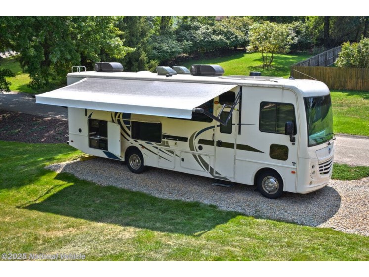 Email now about this 2021 Holiday Rambler Admiral 29M! Used 2021 Holiday Rambler Admiral 29M available in Murrysville, Pennsylvania