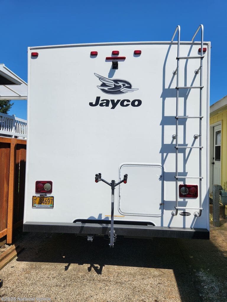 Call now about this 2020 Jayco Redhawk 29XK! 2020 Jayco Redhawk 29XK - Used Class C For Sale by National Vehicle in Oregon City, Oregon