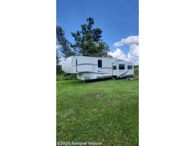 Email now about this 2014 Forest River Wildwood Heritage Glen Lite 316RETS! Used 2014 Forest River Wildwood Heritage Glen Lite 316RETS available in Firth, Nebraska
