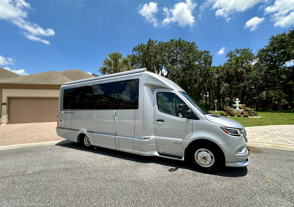 Contact us now about this 2022 Airstream Atlas Murphy Suite Tommy Bahama! 2022 Atlas Murphy Suite Tommy Bahama by Airstream from National Vehicle in Titusville, Florida