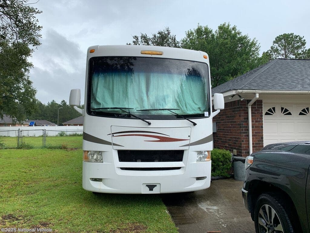 Contact us now about this 2011 Four Winds Hurricane 31D! 2011 Hurricane 31D by Four Winds from National Vehicle in Allenhurst, Georgia