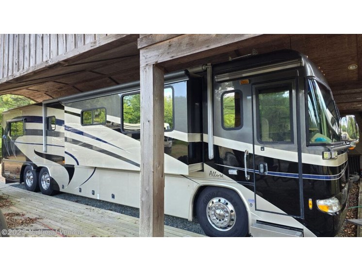 Email now about this 2004 Country Coach Allure Newport! Used 2004 Country Coach Allure Newport available in Apex, North Carolina