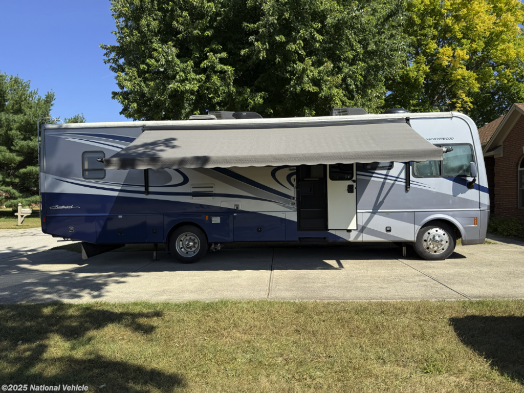 Email now about this 2008 Fleetwood Southwind 34G! Used 2008 Fleetwood Southwind 34G available in Martinsville, Indiana