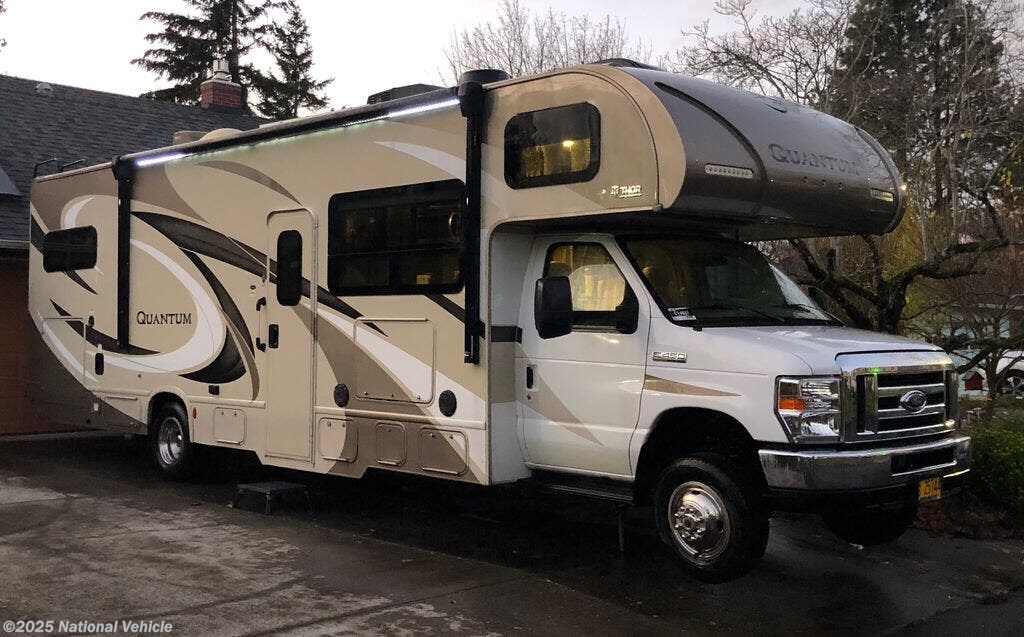 Email now about this 2018 Thor Motor Coach Quantum WS31! Used 2018 Thor Motor Coach Quantum WS31 available in Portland Metropolitan Area, Oregon