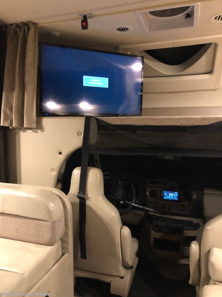 Used 2018 Thor Motor Coach Quantum WS31 available in Portland Metropolitan Area, Oregon