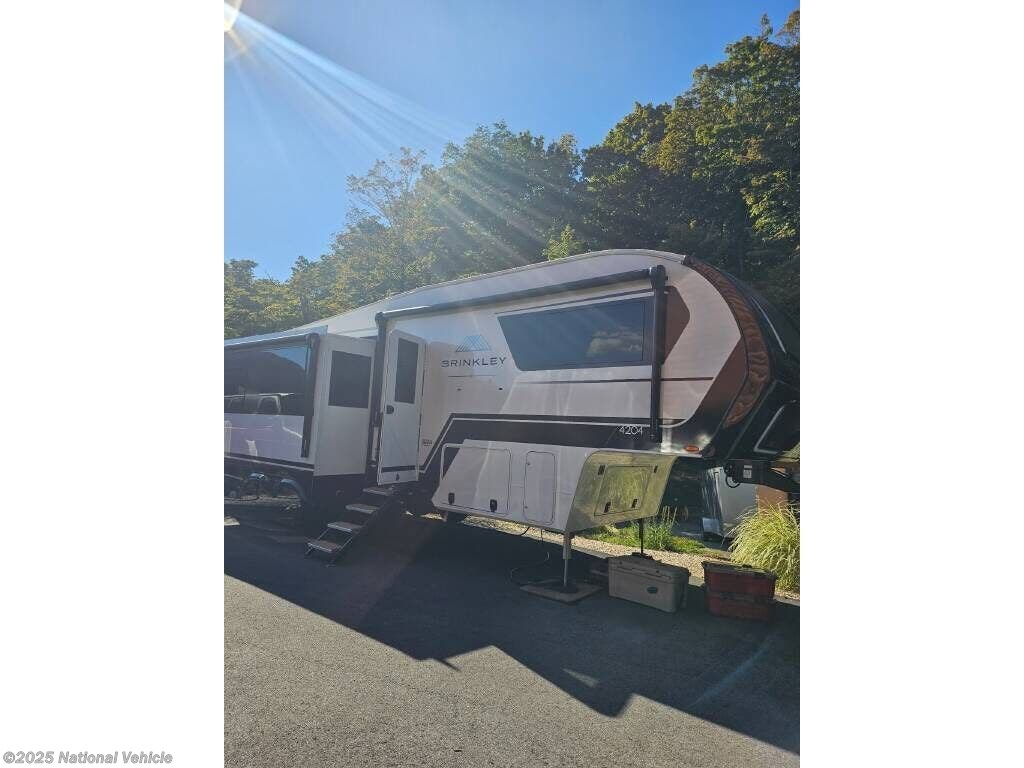 Email now about this 2025 Brinkley RV Model Z 2900! Used 2025 Brinkley RV Model Z 2900 available in Hyde Park, New York