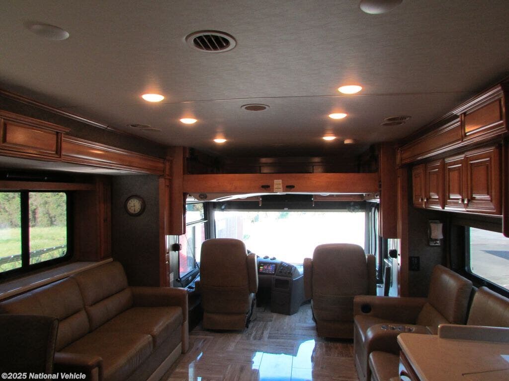 Contact us now about this 2017 Thor Motor Coach Venetian 37M! 2017 Venetian 37M by Thor Motor Coach from National Vehicle in Sebastopol, California