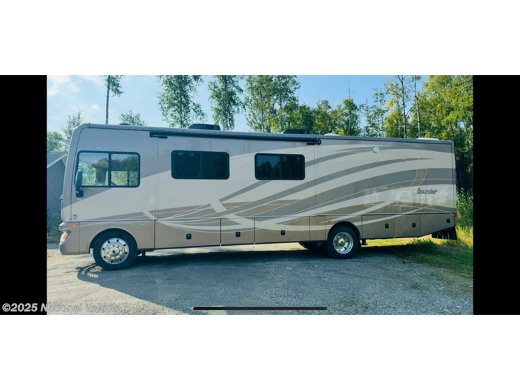 Email now about this 2015 Fleetwood Bounder 36E! Used 2015 Fleetwood Bounder 36E available in Palmer, Alaska