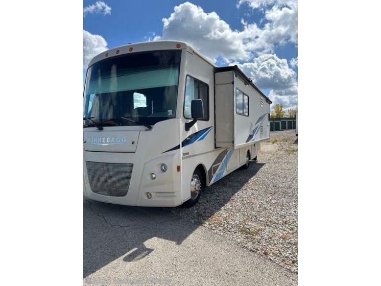 Email now about this 2018 Winnebago Vista 29VE! Used 2018 Winnebago Vista 29VE available in Lansing, Kansas