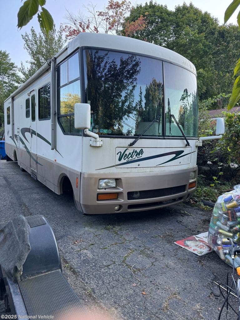 Email now about this 1996 Winnebago Vectra 34RA! Used 1996 Winnebago Vectra 34RA available in Waterford, Michigan