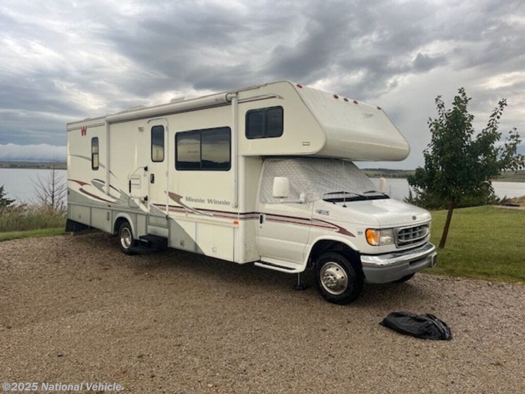 Email now about this 2002 Winnebago Minnie Winnie 30V! Used 2002 Winnebago Minnie Winnie 30V available in Russell, Kansas