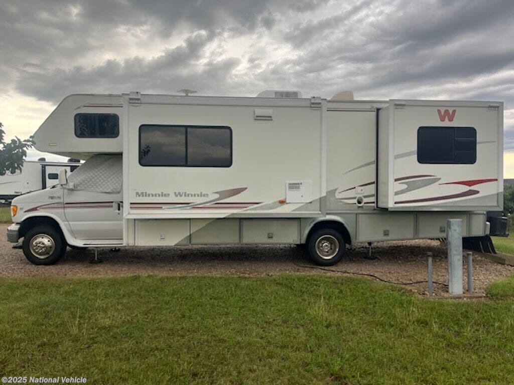 Used 2002 Winnebago Minnie Winnie 30V available in Russell, Kansas