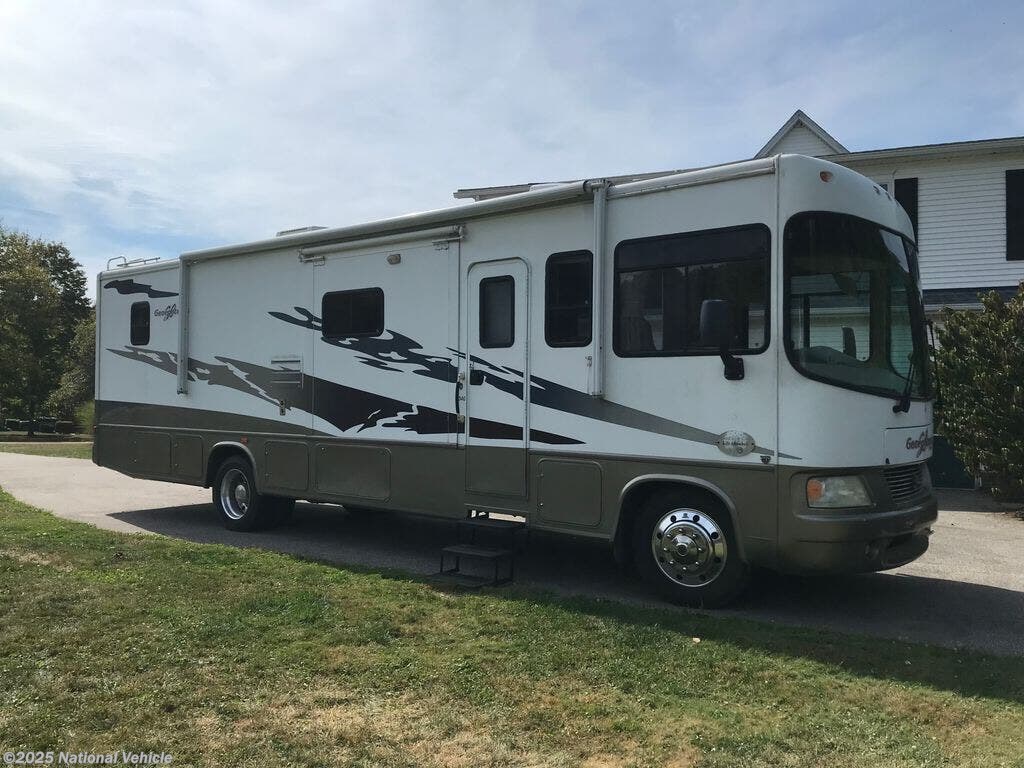 Email now about this 2006 Forest River Georgetown 340TS! Used 2006 Forest River Georgetown 340TS available in Chagrin Falls, Ohio