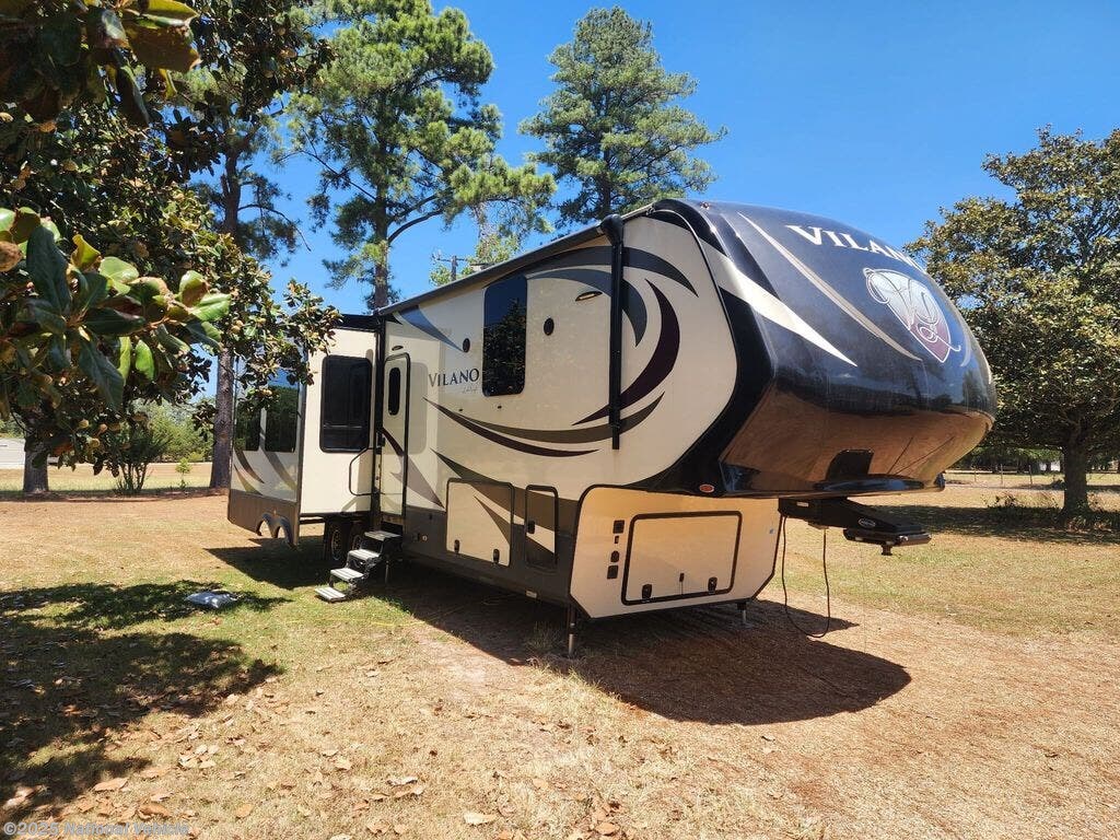 Email now about this 2016 Vanleigh Vilano 365RL! Used 2016 Vanleigh Vilano 365RL available in Deville, Louisiana