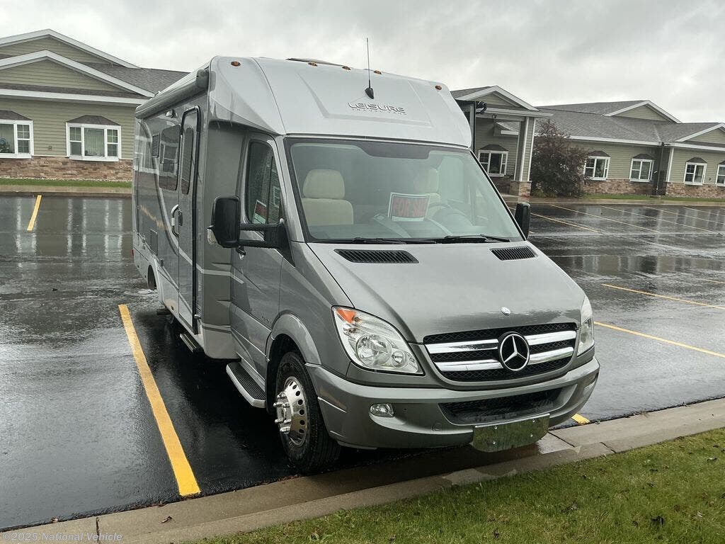 Call now about this 2014 Leisure Travel Unity U24MB! 2014 Leisure Travel Unity U24MB - Used Class B+ For Sale by National Vehicle in Bay City, Michigan