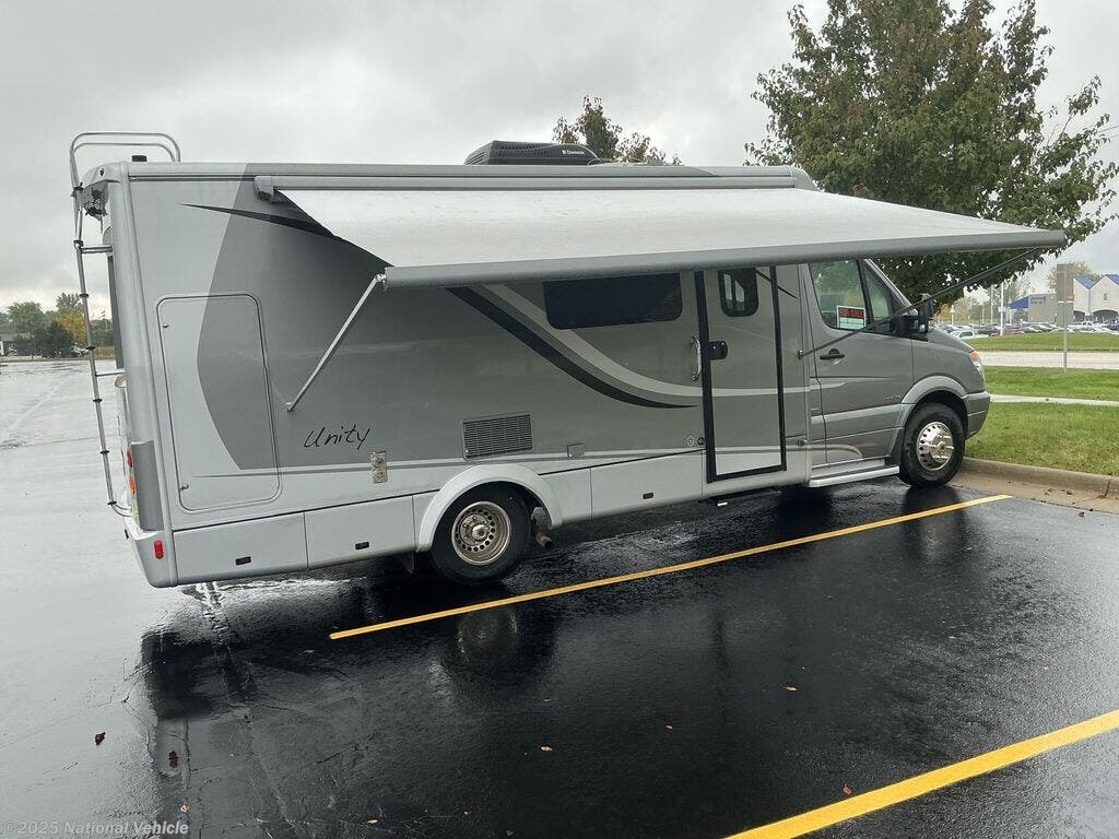 Contact us now about this 2014 Leisure Travel Unity U24MB! 2014 Unity U24MB by Leisure Travel from National Vehicle in Bay City, Michigan
