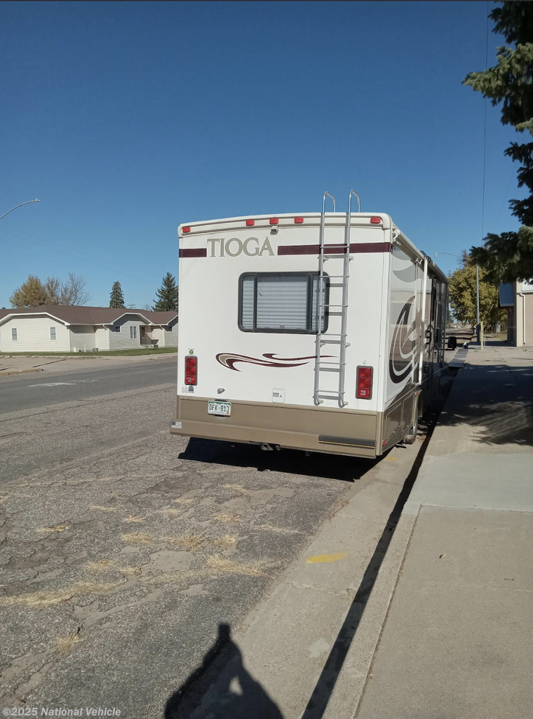 Used 2007 Fleetwood Tioga 31K available in Fleming, Colorado