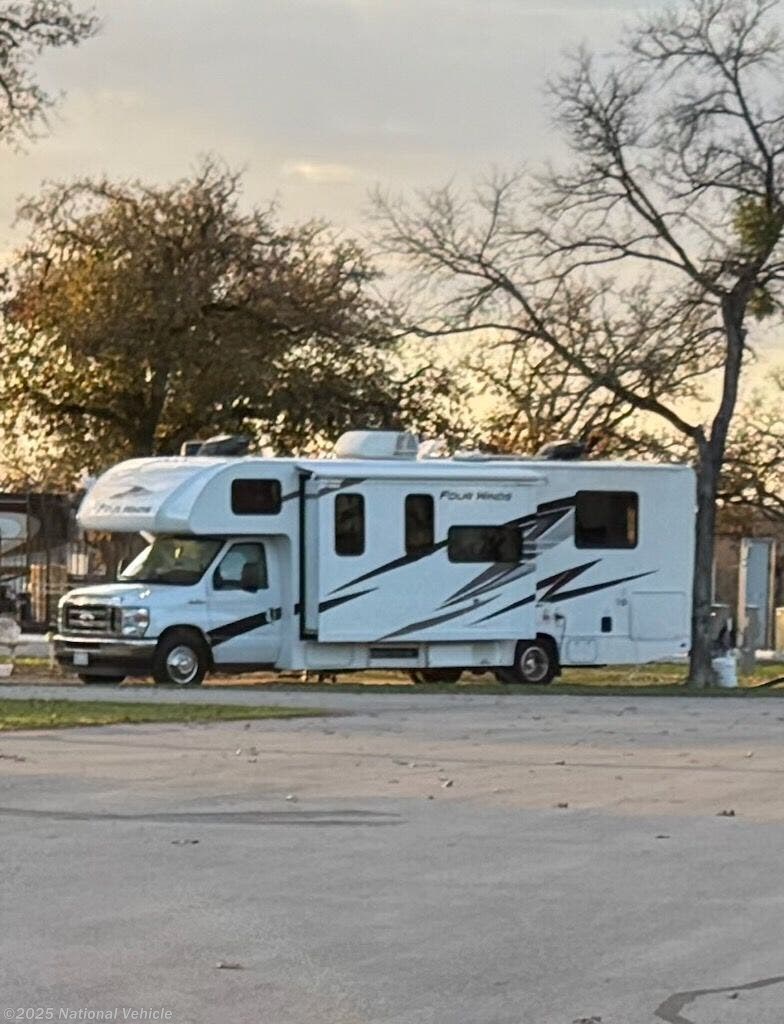 Call now about this 2024 Thor Motor Coach Chateau 28Z! 2024 Thor Motor Coach Chateau 28Z - Used Class C For Sale by National Vehicle in Raleigh, North Carolina