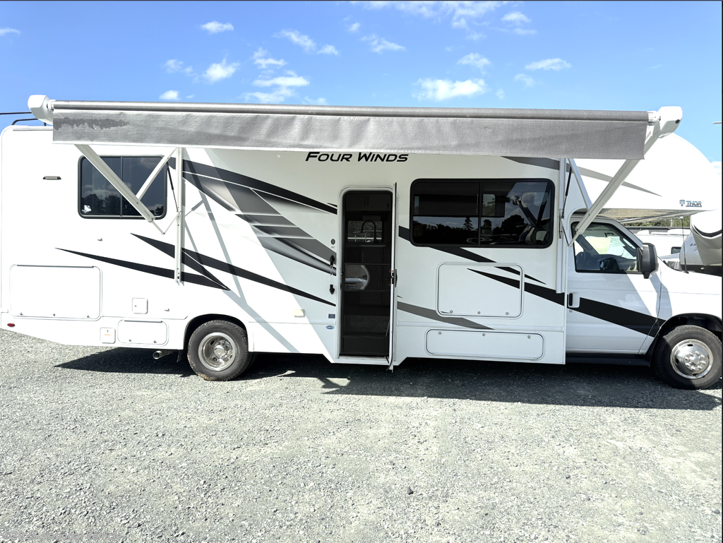 Email now about this 2024 Thor Motor Coach Chateau 28Z! Used 2024 Thor Motor Coach Chateau 28Z available in Raleigh, North Carolina