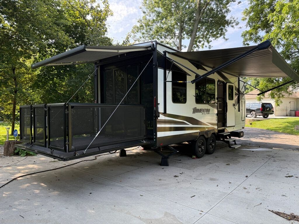 Email now about this 2024 Grand Design Momentum G-Class 21G! Used 2024 Grand Design Momentum G-Class 21G available in Racine, Wisconsin