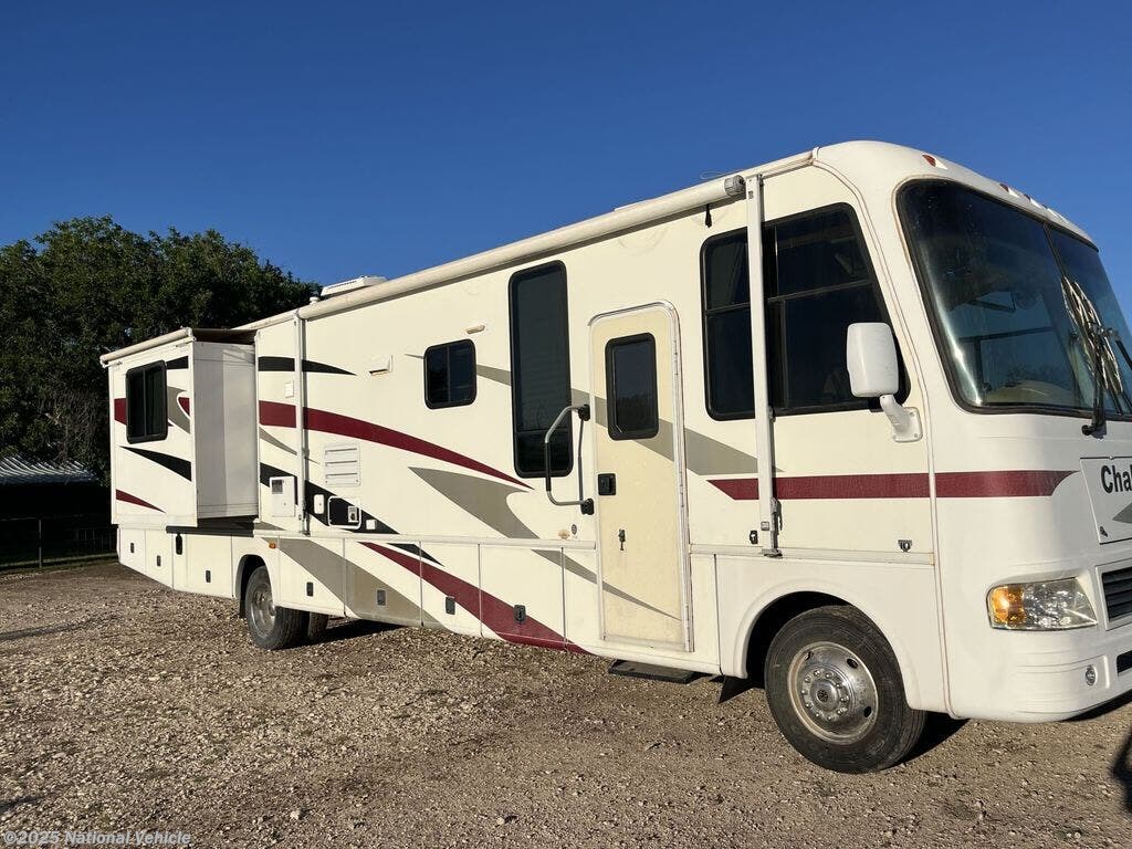 Email now about this 2006 Damon Challenger 372! Used 2006 Damon Challenger 372 available in Del Rio, Texas