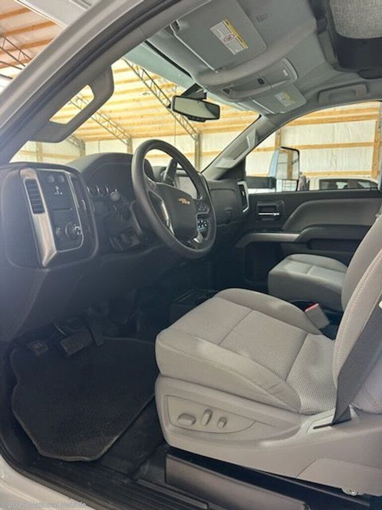 Contact us now about this 2026 Nexus Verrado 28S! 2026 Verrado 28S by Nexus from National Vehicle in Iuka, Mississippi