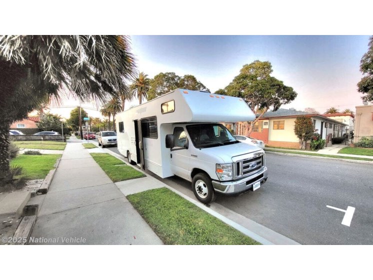 Email now about this 2019 Thor Motor Coach Four Winds 28A! Used 2019 Thor Motor Coach Four Winds 28A available in Glenville, Pennsylvania