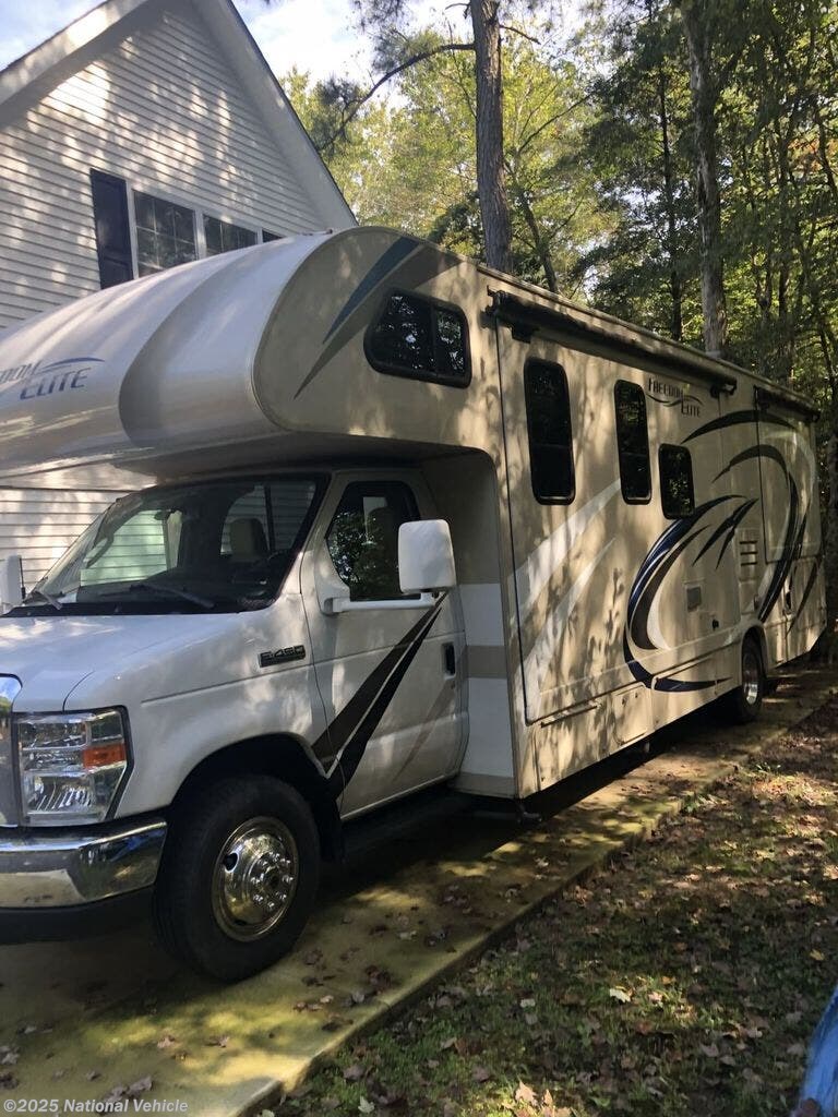 Email now about this 2018 Thor Motor Coach Freedom Elite 29FE! Used 2018 Thor Motor Coach Freedom Elite 29FE available in Seaford, Delaware