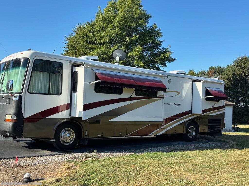 Contact us now about this 2001 Newmar Dutch Star 4095! 2001 Dutch Star 4095 by Newmar from National Vehicle in Paris, Illinois