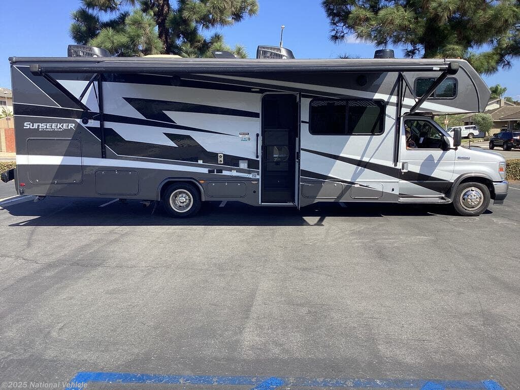 Email now about this 2023 Forest River Sunseeker 3050S! Used 2023 Forest River Sunseeker 3050S available in Fountain Valley, California