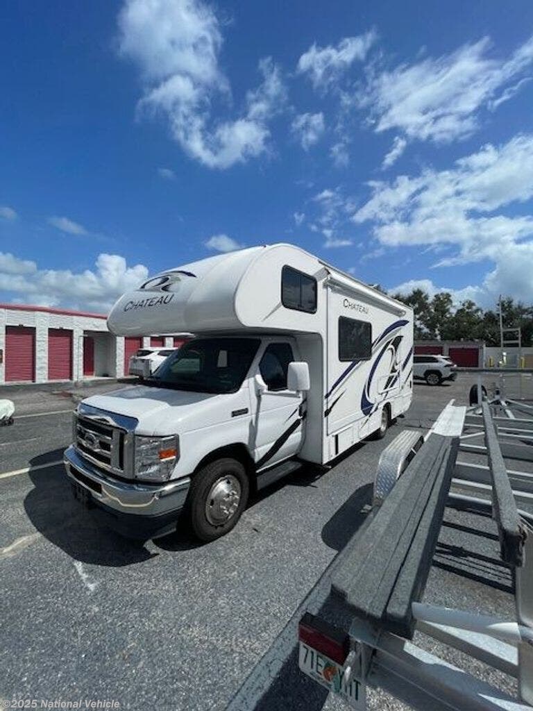 Email now about this 2021 Thor Motor Coach Chateau 25M! Used 2021 Thor Motor Coach Chateau 25M available in Bradenton, Florida