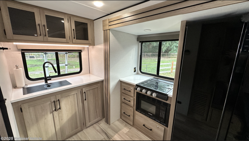 Used 2025 Keystone Coleman Legacy 2115RK available in Wenatchee, Washington