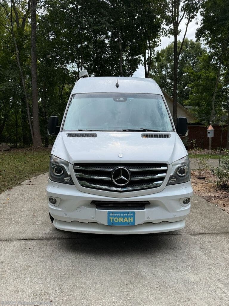 Call now about this 2016 Airstream Interstate 3500 Lounge EXT! 2016 Airstream Interstate 3500 Lounge EXT - Used Class B For Sale by National Vehicle in Gastonia, North Carolina