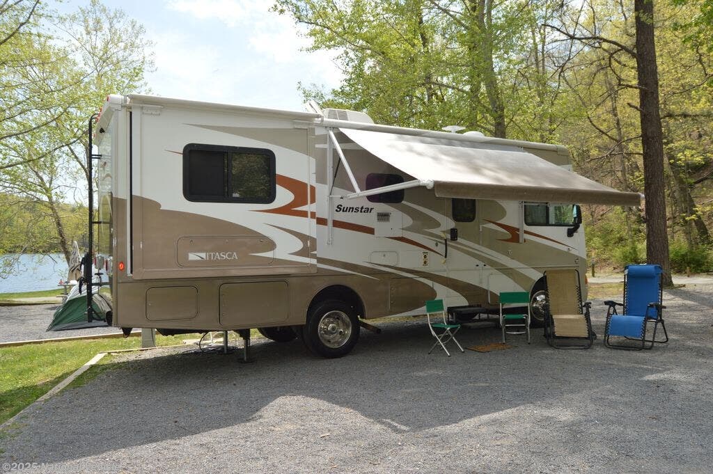 Contact us now about this 2012 Itasca Sunstar 26P! 2012 Sunstar 26P by Itasca from National Vehicle in Lexington, Virginia