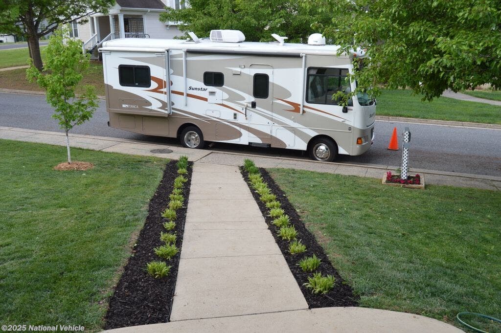 Email now about this 2012 Itasca Sunstar 26P! Used 2012 Itasca Sunstar 26P available in Lexington, Virginia