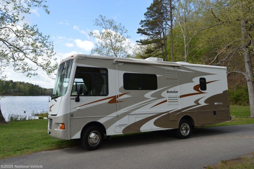 Call now about this 2012 Itasca Sunstar 26P! 2012 Itasca Sunstar 26P - Used Class A For Sale by National Vehicle in Lexington, Virginia