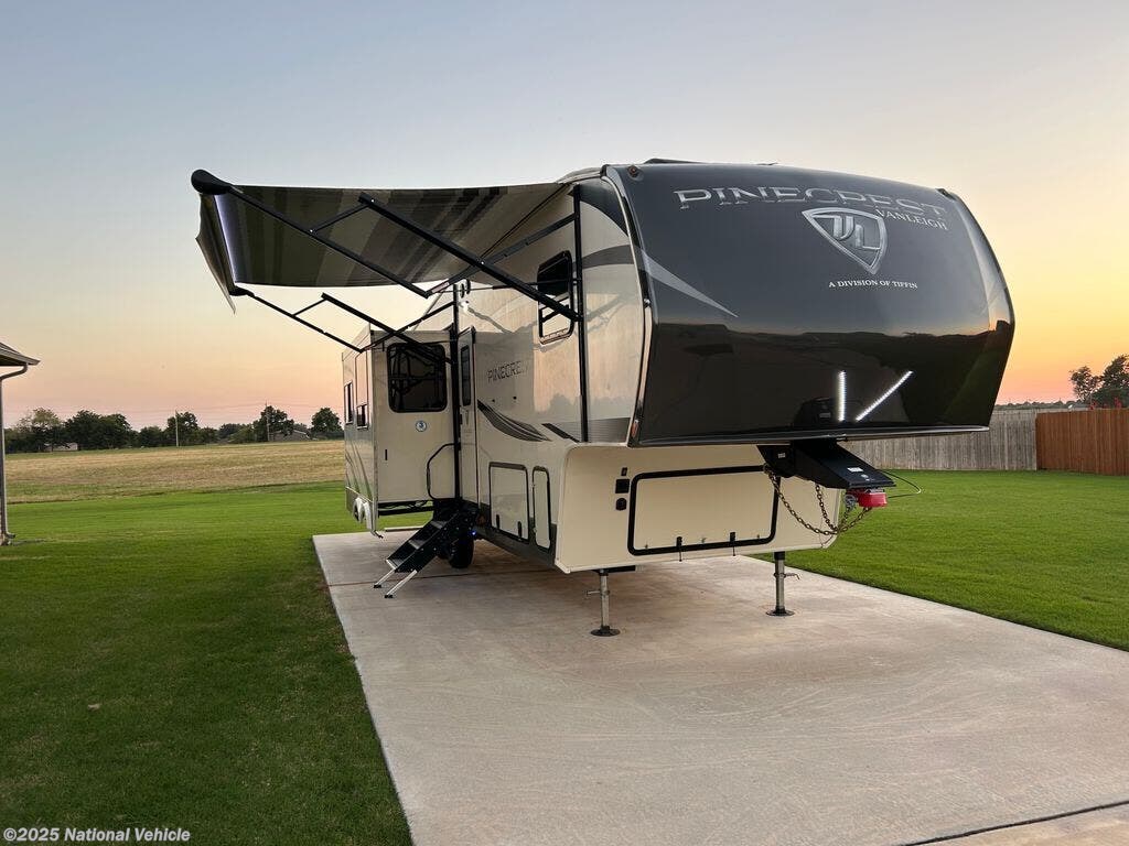 Used 2021 Vanleigh PineCrest 305RLP available in Yukon, Oklahoma