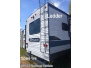 Contact us now about this 2021 CrossRoads Zinger 320FB! 2021 Zinger 320FB by CrossRoads from National Vehicle in Blackfoot, Idaho