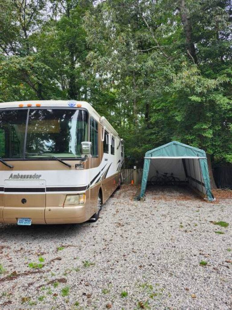 Call now about this 2004 Holiday Rambler Ambassador 40PDD! 2004 Holiday Rambler Ambassador 40PDD - Used Class A For Sale by National Vehicle in Williamsburg, Virginia