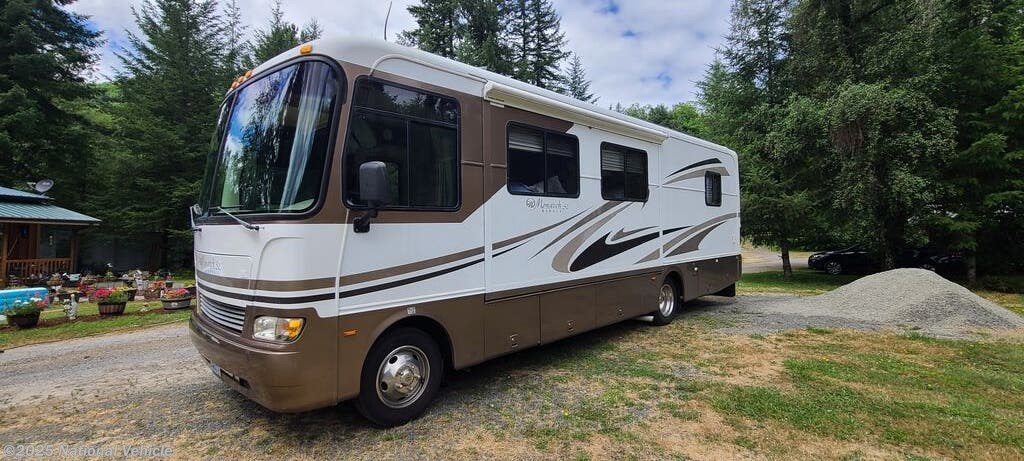 Contact us now about this 2004 Monaco RV Monarch 30PDD! 2004 Monarch 30PDD by Monaco RV from National Vehicle in Yacolt, Washington