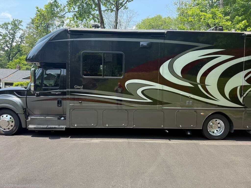 Contact us now about this 2014 Nexus Ghost 34G! 2014 Ghost 34G by Nexus from National Vehicle in Oakland, New Jersey