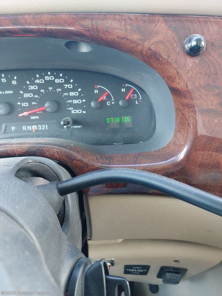 Contact us now about this 2006 Itasca Sundancer 31C! 2006 Sundancer 31C by Itasca from National Vehicle in Collins, Missouri