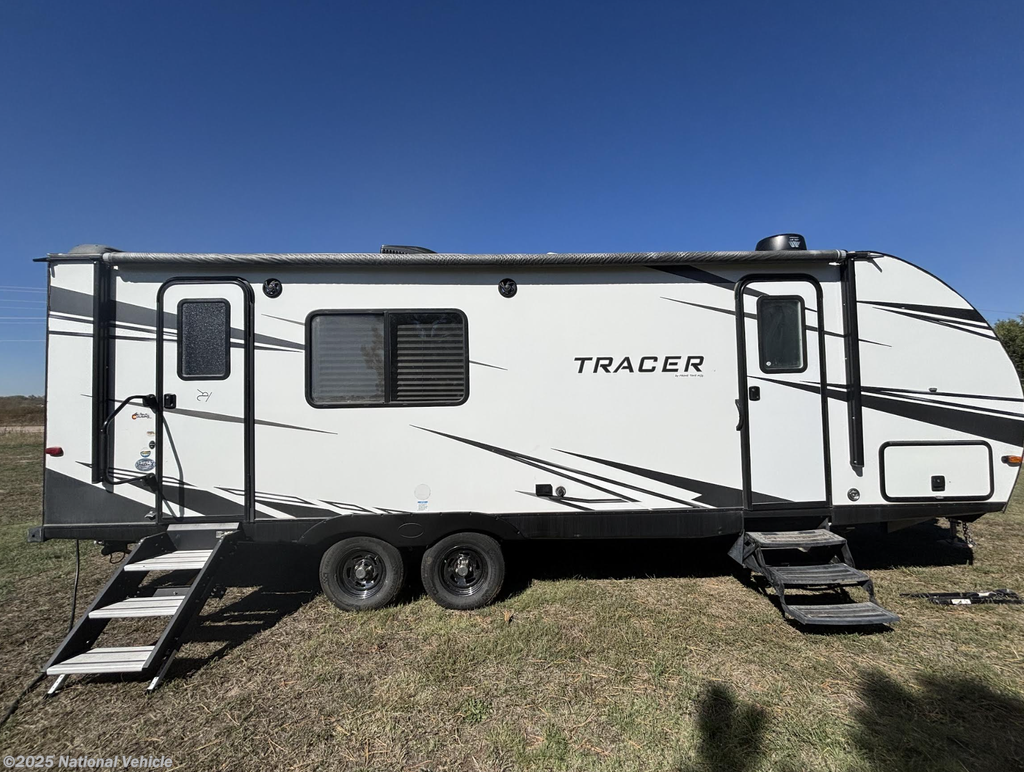 Call now about this 2020 Prime Time Tracer 24RKS! 2020 Prime Time Tracer 24RKS - Used Travel Trailer For Sale by National Vehicle in Sterling, Colorado
