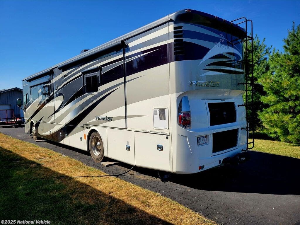 Contact us now about this 2017 Tiffin Phaeton 40AH! 2017 Phaeton 40AH by Tiffin from National Vehicle in Macon, Illinois