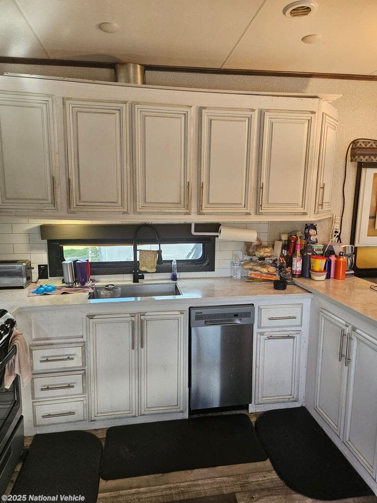 Used 2021 K-Z Durango Gold 391RKQ available in Kingsport, Tennessee