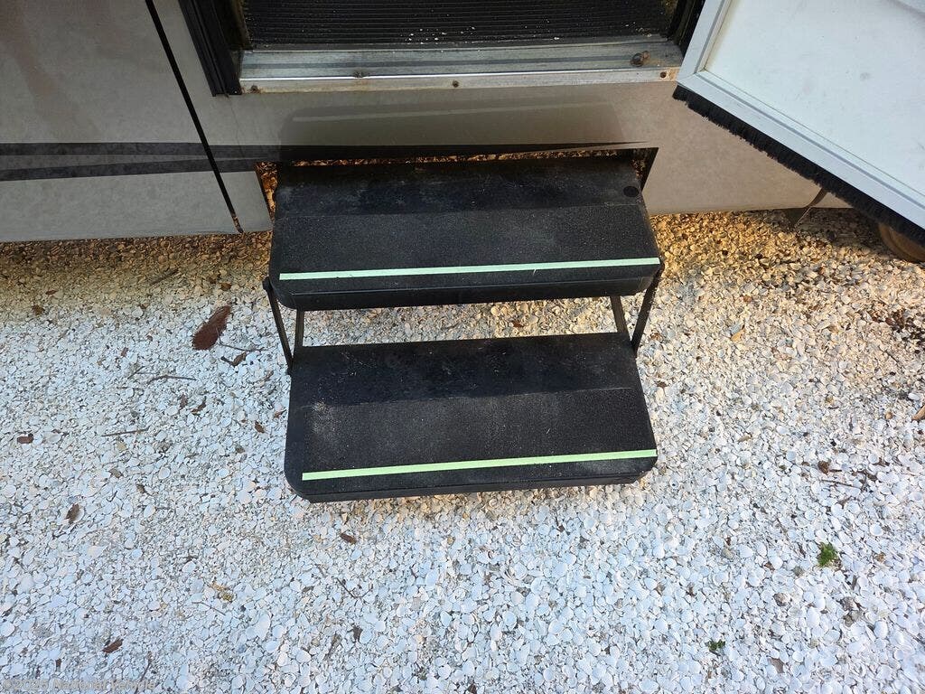 Used 2012 Thor Motor Coach Serrano 34M available in St. Petersburg, Florida