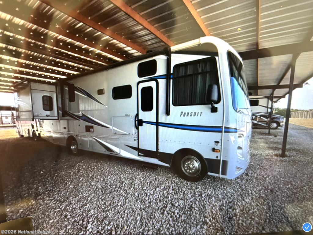 Call now about this 2022 Coachmen Pursuit 31TSP! 2022 Coachmen Pursuit 31TSP - Used Class A For Sale by National Vehicle in Liberty Hill, Texas