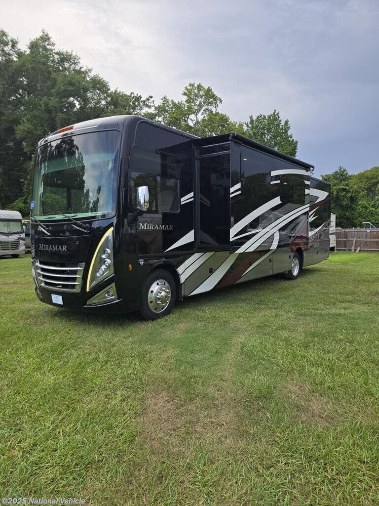 Email now about this 2023 Thor Motor Coach Miramar 35.2! Used 2023 Thor Motor Coach Miramar 35.2 available in St. Johns, Florida
